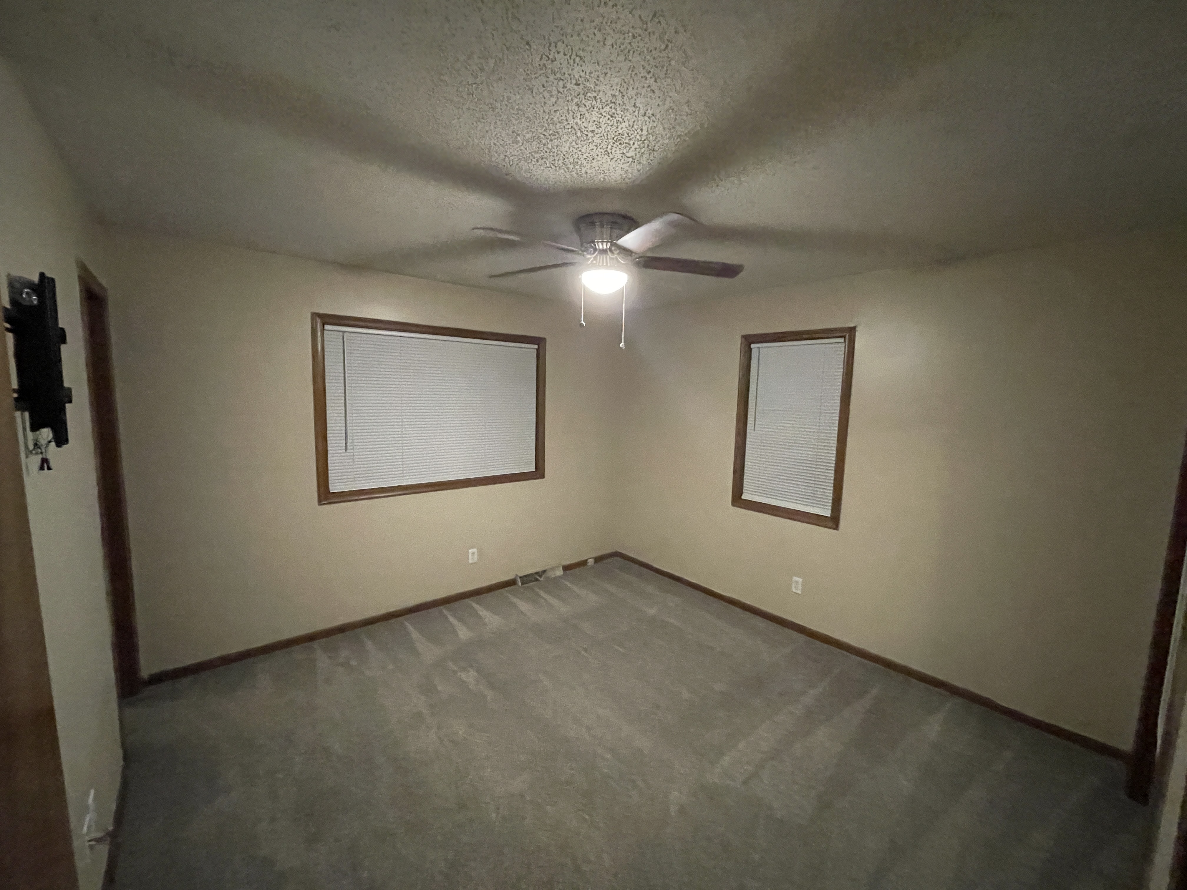 Master Bedroom Upstairs - New Windows Fall 2025